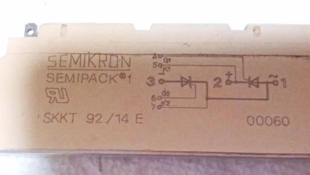 SKKT92B14E SEMIKRON THYRISTOR MODULE