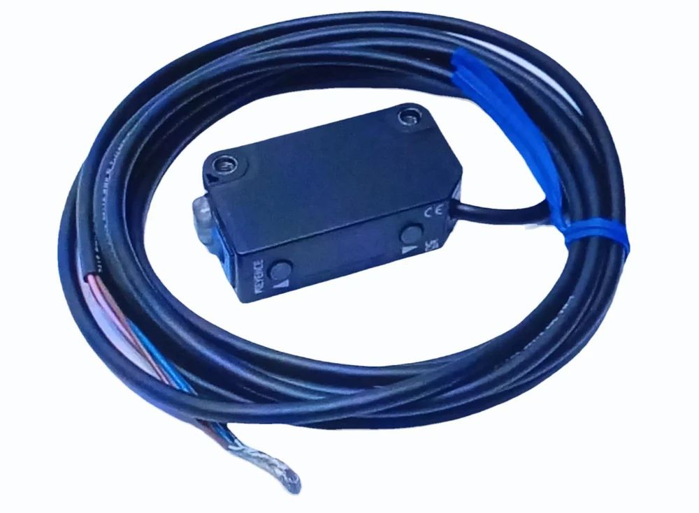 PZ-V75 KEYENCE PHOTOELECTRIC SENSOR
